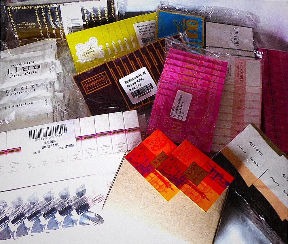 DESIGNER PERFUME COLLECTION '5' DIFFERENT STYLES = 120 PCS EXACTLY AS LISTED