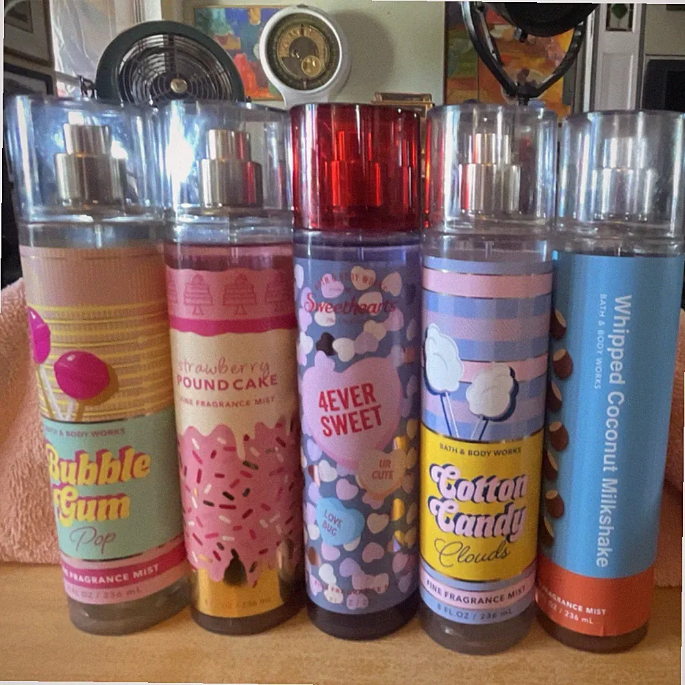 NEW LOT OF 5 Bath and Body Works Body Mist. 8 oz.